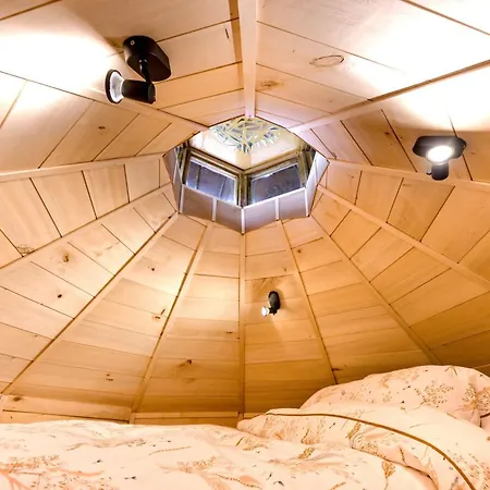 Le Chaudron De De La Ferme Froidefontaine *